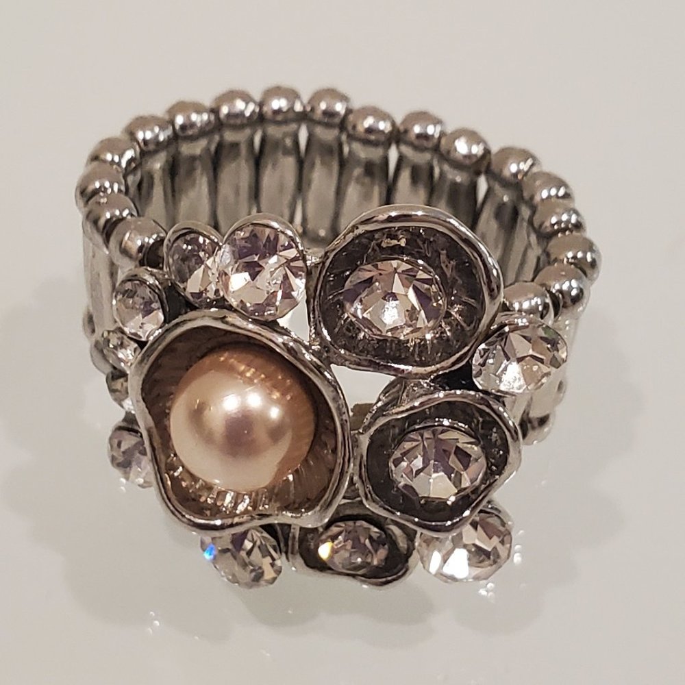Pearl Ring